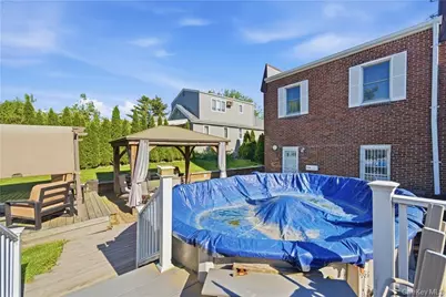 125-11 7th Avenue, College Point, NY 11356 - Photo 38