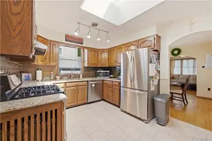 125-11 7th Ave, College Point, NY 11356 - Photo 24