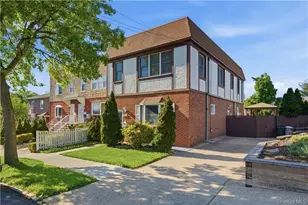 125-11 7th Ave, College Point, NY 11356 - Photo 2