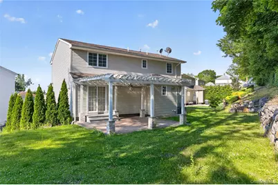 8 Lee Gray Court, Glen Cove, NY 11542 - Photo 30