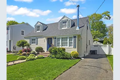 188 Elsie Avenue, Merrick, NY 11566 - Photo 2