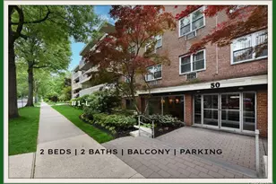50 Hill Park Ave, Great Neck, NY 11021 - Photo 2