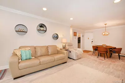 50 Hill Park Avenue #1-L, Great Neck, NY 11021 - Photo 10