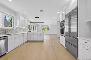 2 Lee Pl, Old Bethpage, NY 11804 - Photo 18