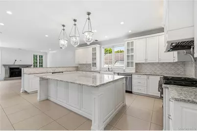 68 Maple Avenue, Bethpage, NY 11714 - Photo 12