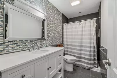 68 Maple Avenue, Bethpage, NY 11714 - Photo 40
