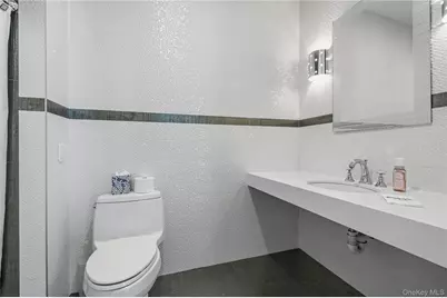 68 Maple Avenue, Bethpage, NY 11714 - Photo 16