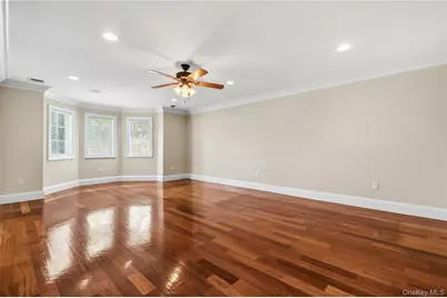 68 Maple Avenue, Bethpage, NY 11714 - Photo 32