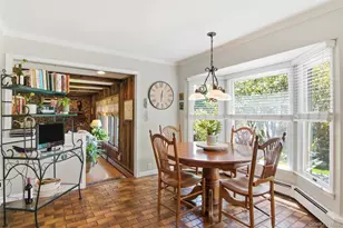 28 King Arthurs Ct, Saint James, NY 11780 - Photo 12