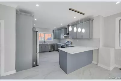 143 Emerson Avenue, Floral Park, NY 11001 - Photo 10