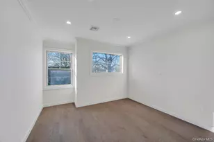 143 Emerson Ave, Floral Park, NY 11001 - Photo 28
