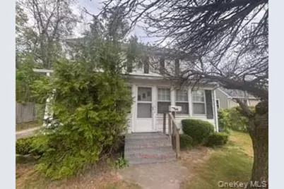 914 Osborn Avenue, Riverhead, NY 11901 - Photo 1
