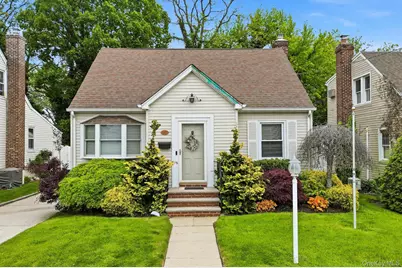 257 Jefferson Street, Franklin Square, NY 11010 - Photo 32