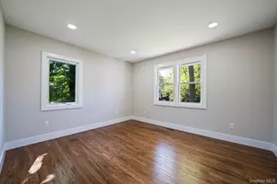 81 E 24th St, Huntington Station, NY 11746 - Photo 8