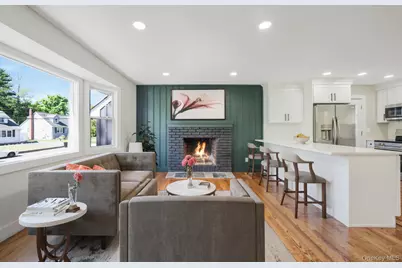 81 E 24th Street, Huntington Station, NY 11746 - Photo 6