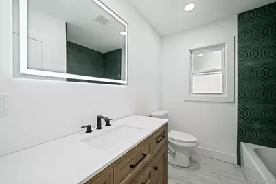 81 E 24th Street, Huntington Station, NY 11746 - Photo 8