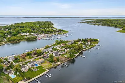 128 Crystal Beach Boulevard, Moriches, NY 11955 - Photo 34
