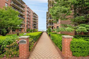 1110 Stadium Ave, Bronx, NY 10465 - Photo 1