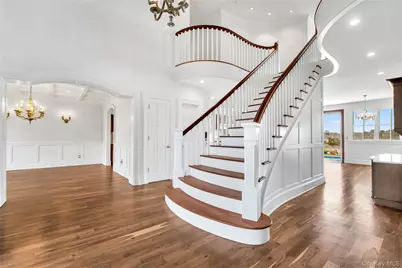 27 True Harbour Way, West Islip, NY 11795 - Photo 12