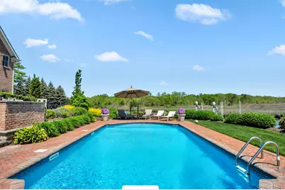 27 True Harbour Way, West Islip, NY 11795 - Photo 34