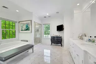 8-10 Championship Dr, Mamaroneck, NY 10543 - Photo 18