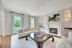 8-10 Championship Dr, Mamaroneck, NY 10543 - Photo 4