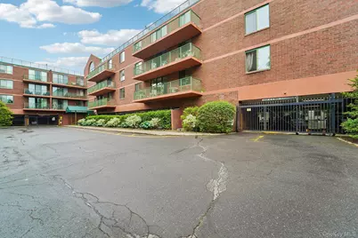 302 Church Street #1C, White Plains, NY 10603 - Photo 1