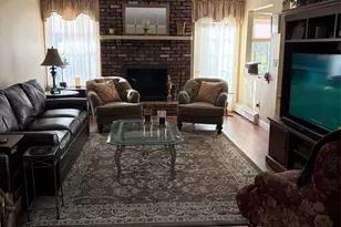 20 Oaktree Dr, Smithtown, NY 11787 - Photo 8