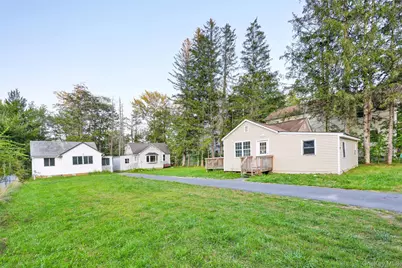24 Edgewood Place, South Fallsburg, NY 12779 - Photo 2