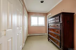 2119 Oliver Way, Merrick, NY 11566 - Photo 16