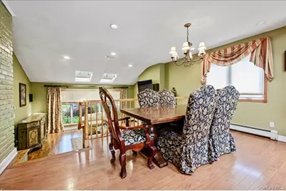 2119 Oliver Way, Merrick, NY 11566 - Photo 10