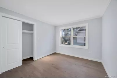 141 Emerson Avenue, Floral Park, NY 11001 - Photo 28