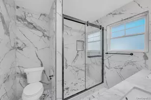 141 Emerson Ave, Floral Park, NY 11001 - Photo 24