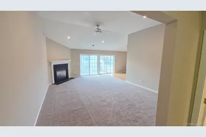 26 Rose Lane, Mount Sinai, NY 11766 - Photo 2