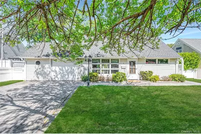 6 Arizona Avenue, Syosset, NY 11791 - Photo 4