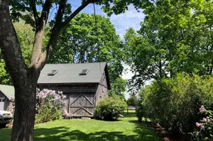 727 Main St, Center Moriches, NY 11934 - Photo 44