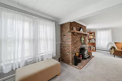 727 Main Street, Center Moriches, NY 11934 - Photo 8