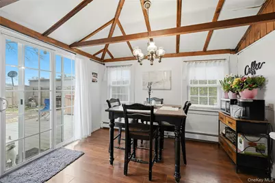 727 Main Street, Center Moriches, NY 11934 - Photo 16