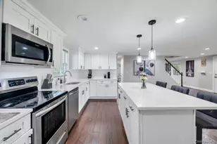 56 Hurtin St, Port Jefferson Station, NY 11776 - Photo 16