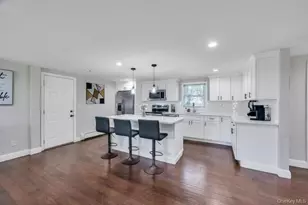 56 Hurtin St, Port Jefferson Station, NY 11776 - Photo 18