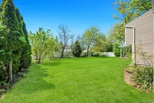 56 Hurtin St, Port Jefferson Station, NY 11776 - Photo 36