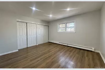 1726 Plainview Avenue, Far Rockaway, NY 11691 - Photo 4