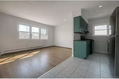 1726 Plainview Avenue, Far Rockaway, NY 11691 - Photo 2
