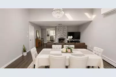 8 Harmony Lane, Westbury, NY 11590 - Photo 2