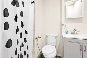 25-22 45th St, Astoria, NY 11103 - Photo 12