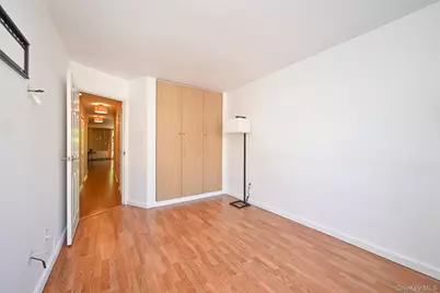 71-21 163rd Street #3202, Fresh Meadows, NY 11365 - Photo 12