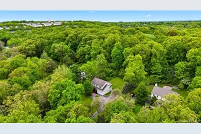 29 Hickory Hill Road, Newburgh, NY 12550 - Photo 2