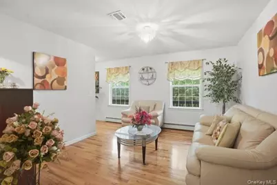 29 Hickory Hill Road, Newburgh, NY 12550 - Photo 10