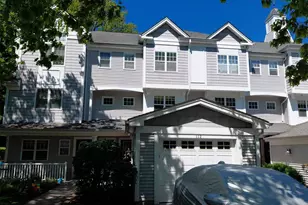 112 Riverbend Dr, Peekskill, NY 10566 - Photo 2