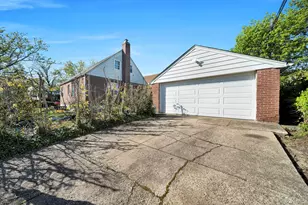 119-53 230th St, Cambria Heights, NY 11411 - Photo 22